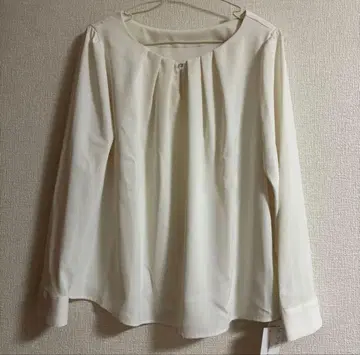 내추럴 뷰티 턱 비쥬 블라우스