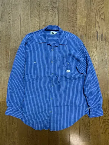 캘빈클라인 블루 x 화이트 스트라이프 셔츠 M 사이즈