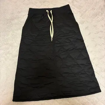 OAR'S 올스 퀼팅 다운 스커트