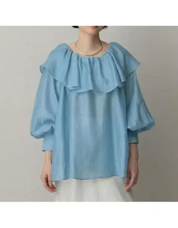 Apart by 아파트 바이 로리즈 린넨 프릴 블라우스