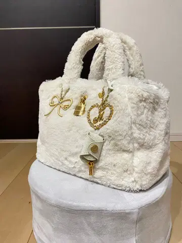 사만다 타바사 퍼 핸드백