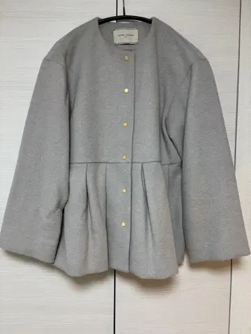 유나이티드 애로우즈 페플럼 램스울 숏코트 사이즈 36