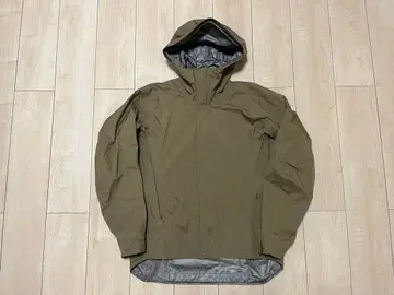 컨디션 최상 와일드 띵스 택티컬 고어텍스 코요테 쉘 자켓