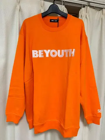 wind and sea 스웨트 셔츠