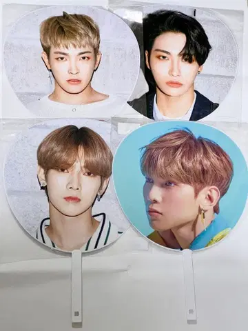 ATEEZ 공식 굿즈 부채 홍중 성화 여상 4장 세트