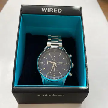 WIRED 솔라 쿼츠 시계