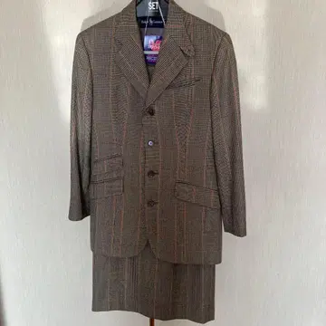 브라운 체크 무늬 테일러드 자켓 스커트 세트 11호 사이즈