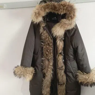 그레이스 콘티넨탈 퍼 트리밍 다운 코트 더블 코트