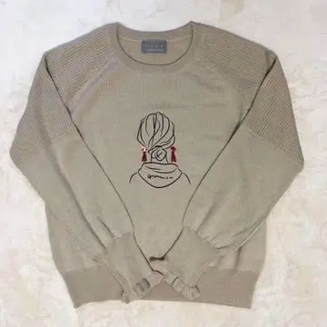 PLAISIR 베이지 니트 스웨터