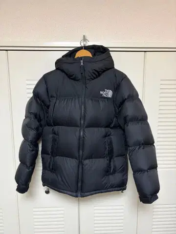 THE NORTH FACE 블랙 다운 자켓