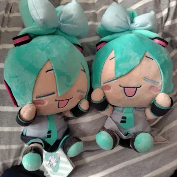 하츠네 미쿠 시나모롤 M 봉제 인형