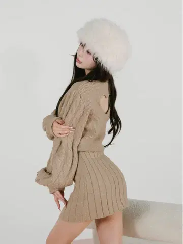 Darich 하트 오픈 니트 미니 원피스