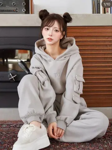 초특가 Darich D 베어 스터드 맨투맨 셋업