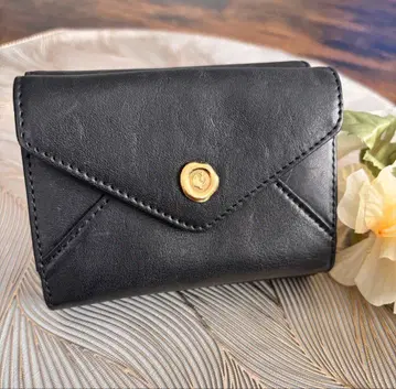 kissora 3단 폴더형 지갑