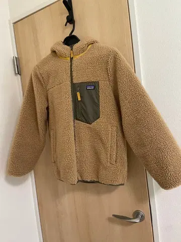 파타고니아 리버서블 보아 자켓