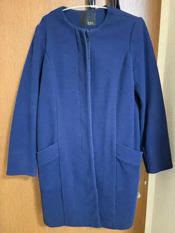 네이비 롱 코트 버튼 포함