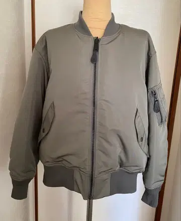 HYKE 하이크 MA-1 플라이트 봄버 자켓 27047 사이즈 3