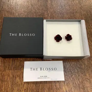 THE BLOSSO 더 블로쏘 로즈 귀찌