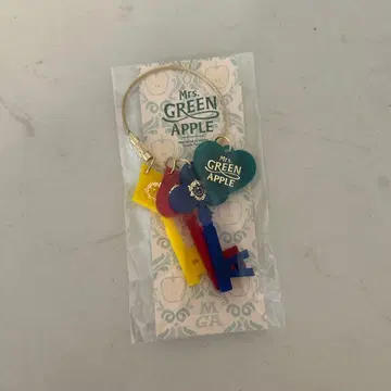 Mrs. GREEN APPLE 열쇠 모양 참