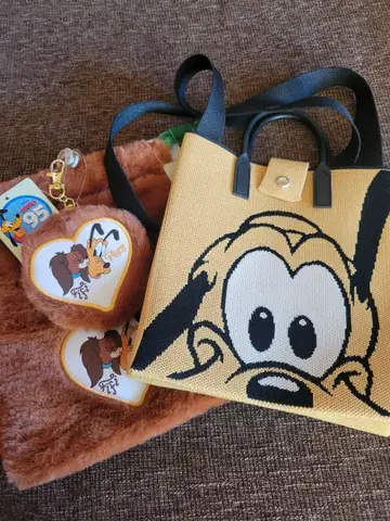 [ 새상품 ] 플루토 니트 백 복슬복슬 파우치 참 시마무라 디즈니