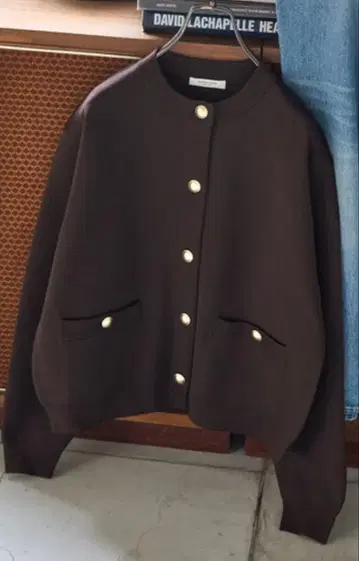 택 포함 새상품 프릭스스토어 골드 버튼 니트 가디건