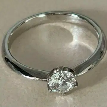 [컨디션 최상] 다이아몬드 반지 0.4ct. 플라티나900 11호