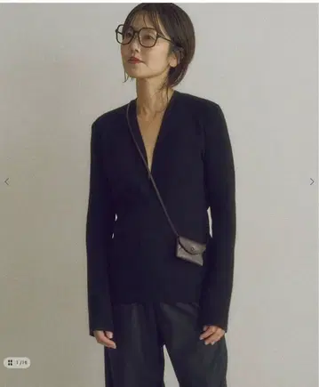 미사용 새상품 Plage MY_deep v knit