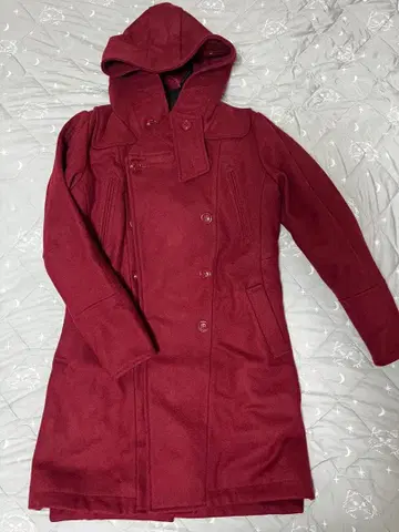 Avirex 빨간색 코트 후드 부착