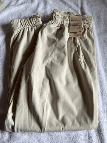 무인 스웨트 팬츠 화이트 M UV컷 새상품 [ 익명 배송 ]