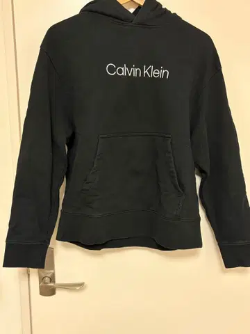 Calvin Klein 블랙 후드티 S 사이즈