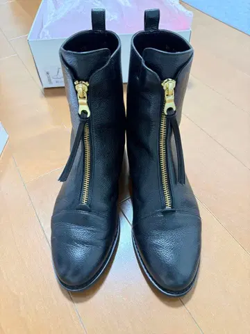 다이애나 가죽 숏부츠 블랙