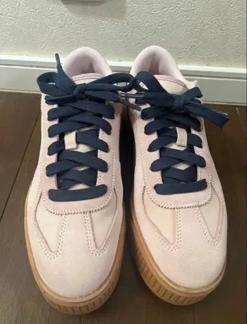 PUMA 플랫폼 스니커즈 핑크