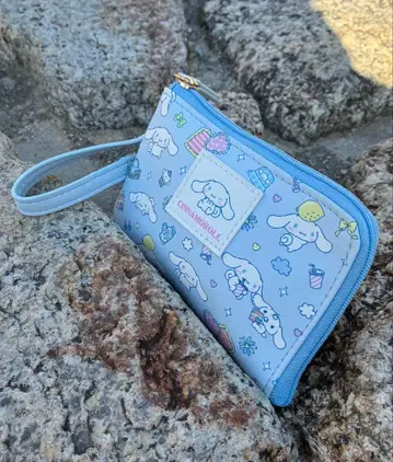 시나모롤 릴 달린 키&패스 파우치