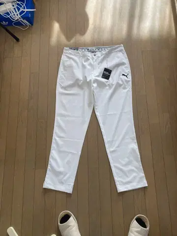 PUMA 퍼포먼스 핏 화이트 팬츠 38/32