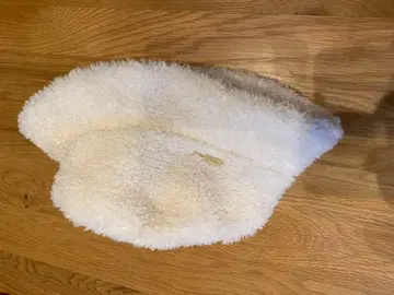 FURLA 버킷햇 아이보리