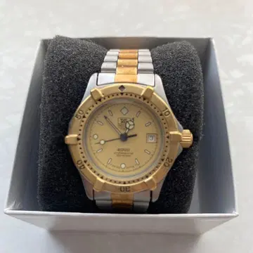 태그 호이어 2000 골드 실버