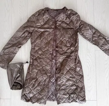 UNIQLO 울트라 라이트 다운 이너 다운 수납 봉투 포함