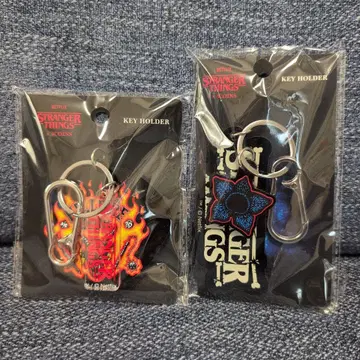 3COINS 스트레인저 싱스 키링 2개 세트