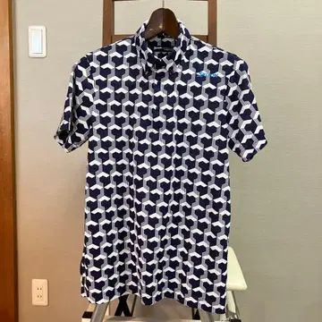 Srixon 기하학 패턴 셔츠 네이비/화이트