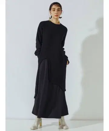 UN3D. 맨투맨 원피스 36