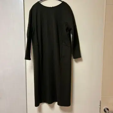 요시에 이나바 카키 7부 소매 무릎 기장 원피스 포켓 부착