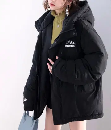 JaVa. 블랙 다운 자켓