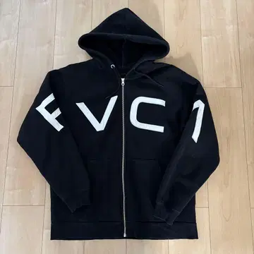 RVCA (루카) 후드티