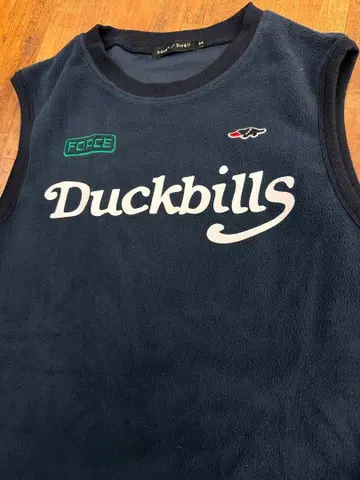 러프앤스웰 플리스 베스트 L