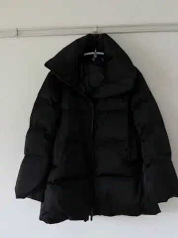 UNIQLO +J 다운 볼륨 자켓 블랙 XS 사이즈 클리닝 완료