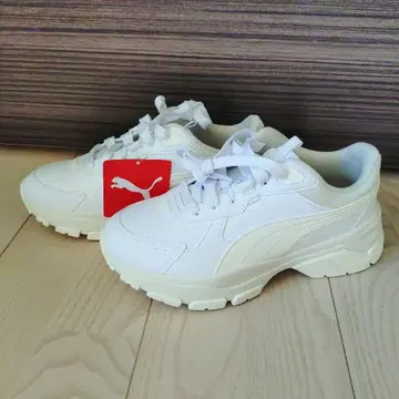 PUMA CASSIA VIA NU 통굽 스니커즈 23.0cm