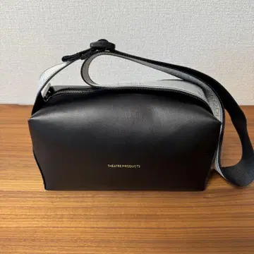 THEATRE PRODUCTS 별주 자카드 테이프 바디백