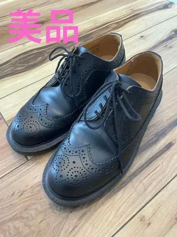 신년 가격 인하! 닥터마틴 3989 브로그 슈즈 UK4