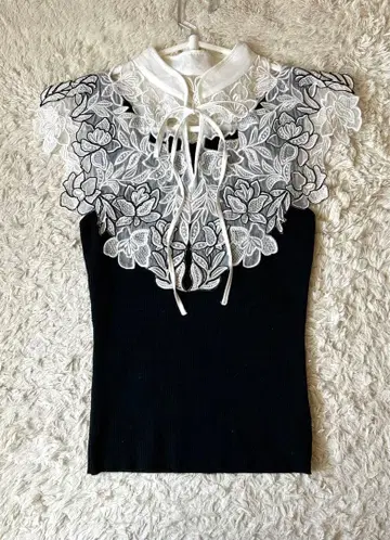 snidel 플라워 레이스 슬리브리스 니트