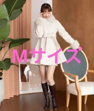 마제스틱 레곤 멀티 way 인조 모피 칼라 플레어 코트 M 사이즈